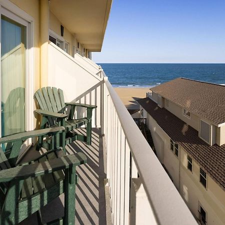 Howard Johnson Plaza By Wyndham Ocean City Oceanfront Exterior photo